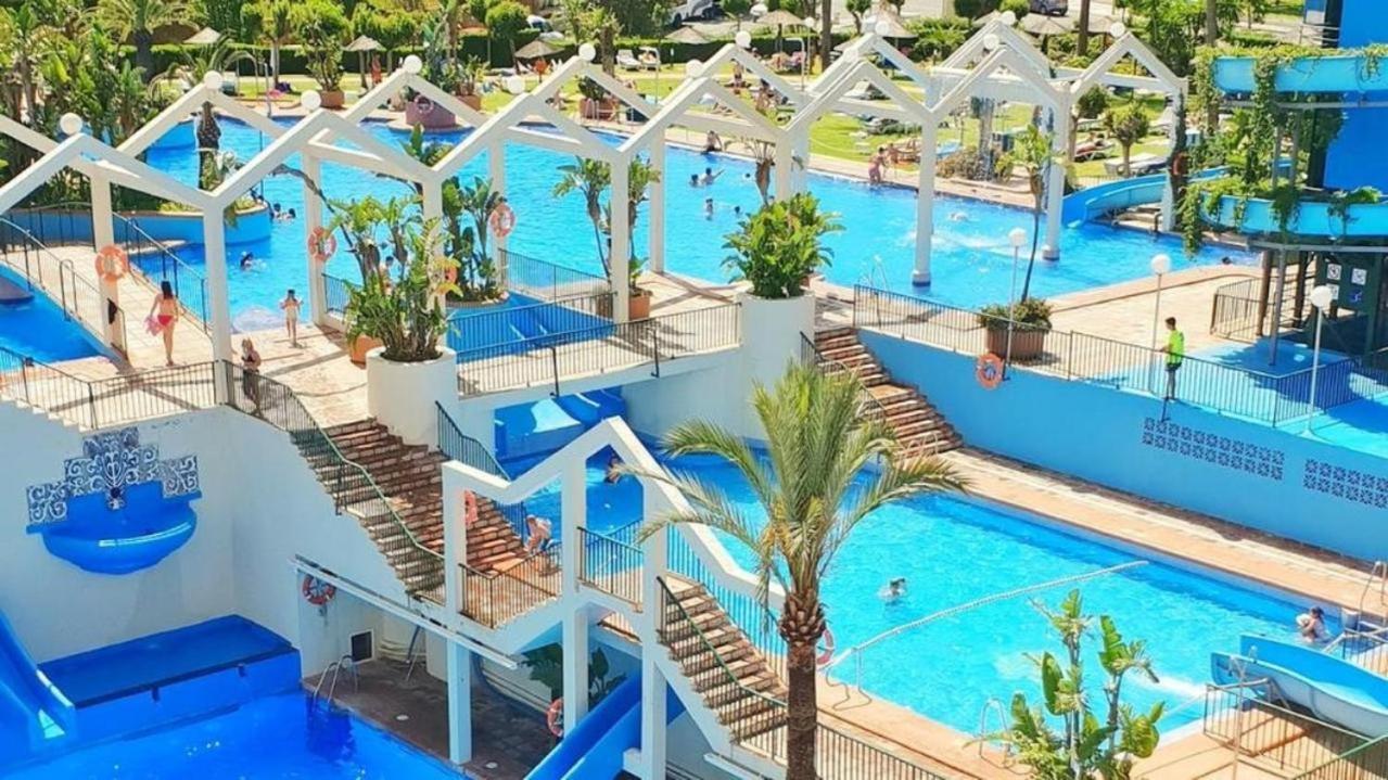 Benalbeach Playa 贝纳尔马德纳 外观 照片
